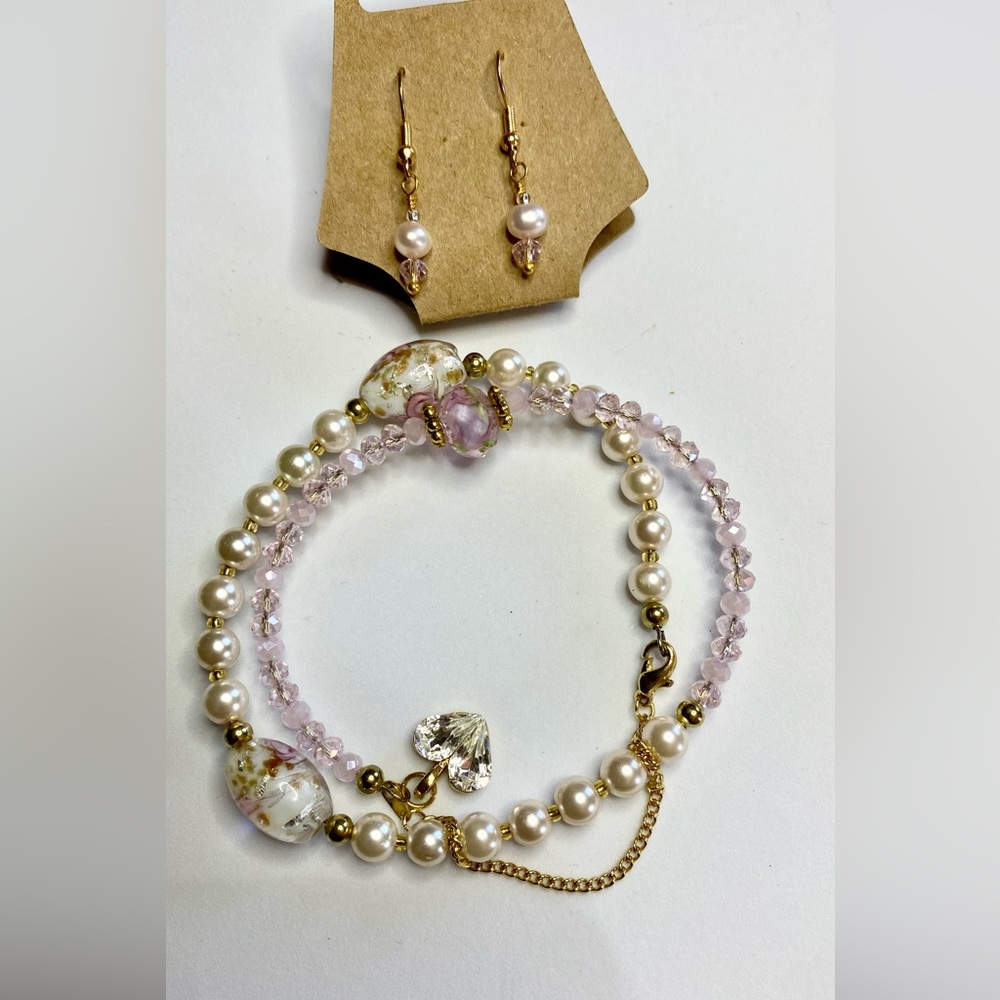 Wrap bracket with earring